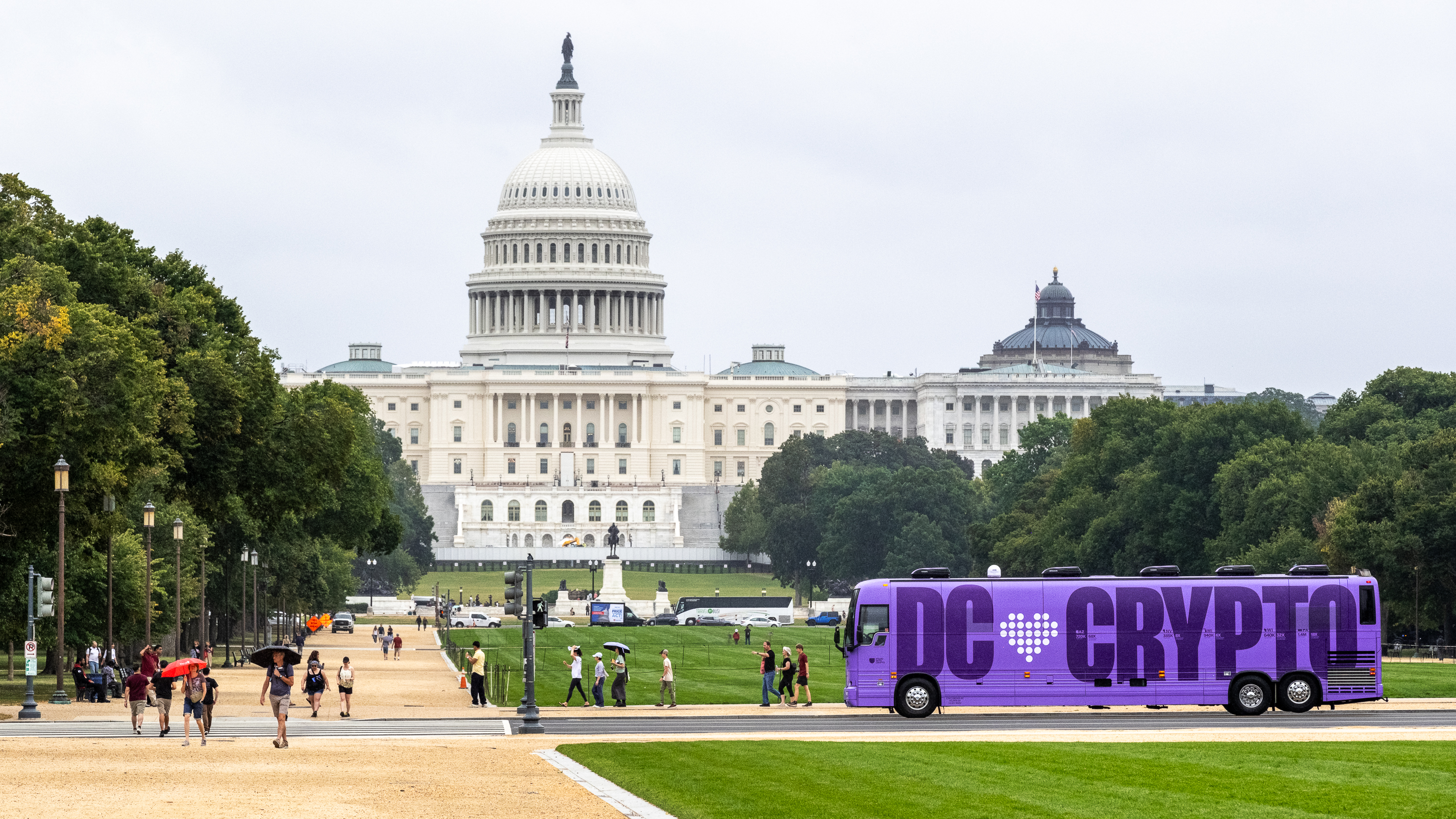 DC Loves Crypto bus at US Capitol